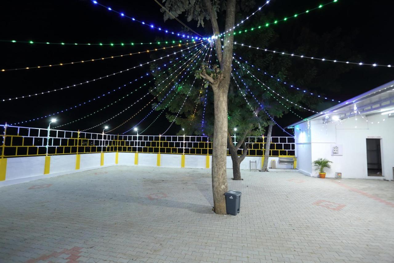 Vedha Residency Hotel Tiruvannamalai Exterior photo