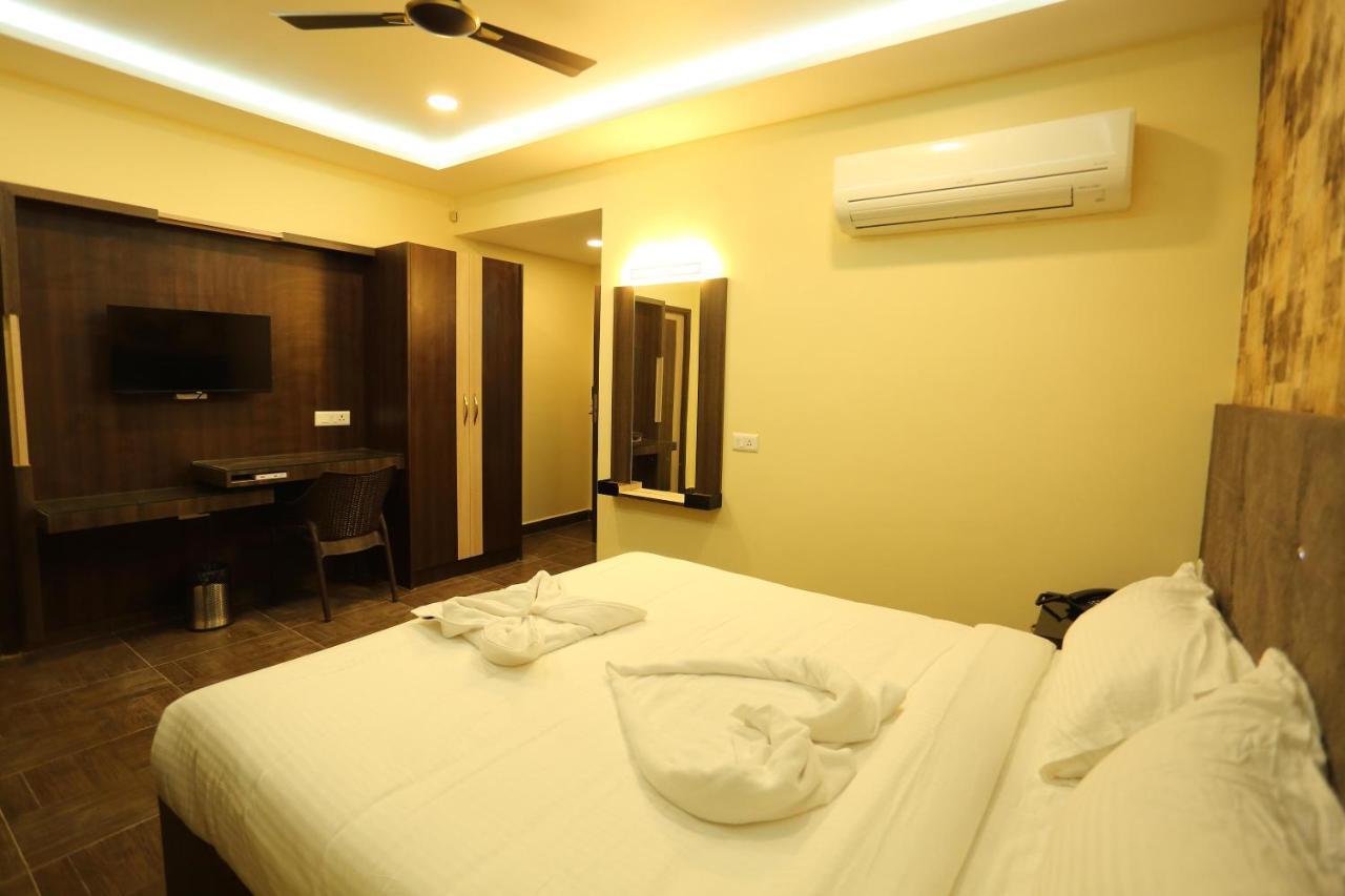 Vedha Residency Hotel Tiruvannamalai Exterior photo