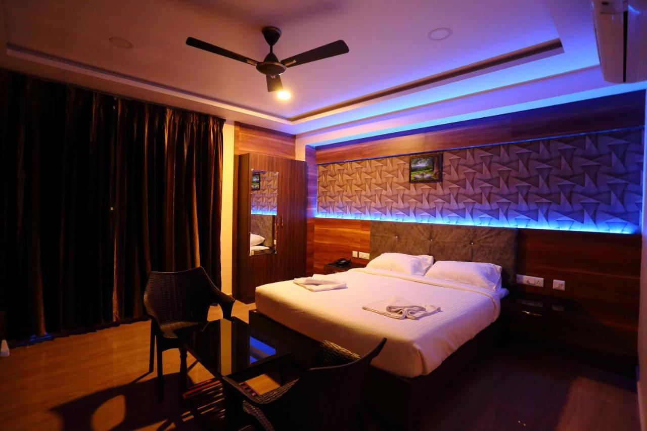 Vedha Residency Hotel Tiruvannamalai Exterior photo
