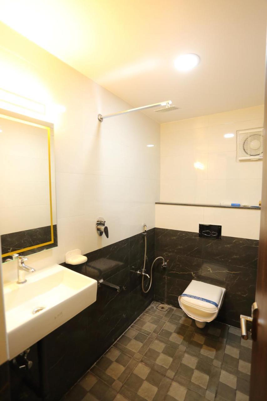 Vedha Residency Hotel Tiruvannamalai Exterior photo